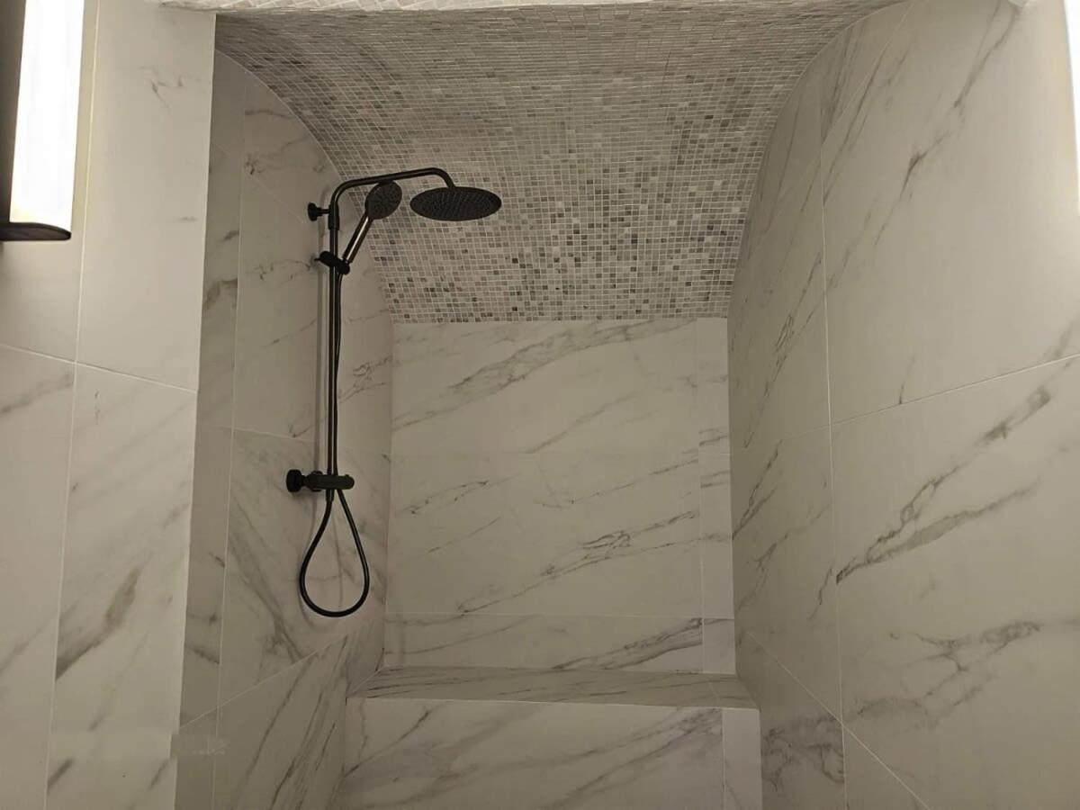 Appartement Familiale Sauna Paris 10 - 8P - Flat-Guest المظهر الخارجي الصورة